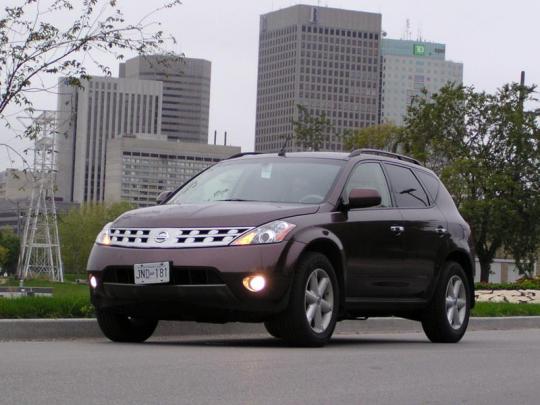 What is the towing capacity of a 2004 nissan murano #3