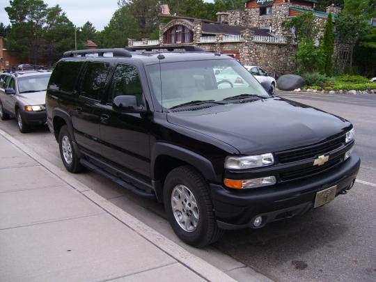 2000 Chevrolet Suburban - VIN: 3GNGK26U5YG219470 - AutoDetective.com