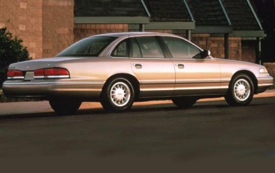 Recalls on 1996 ford crown victoria