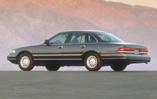 1997 Ford crown victoria towing capacity #9