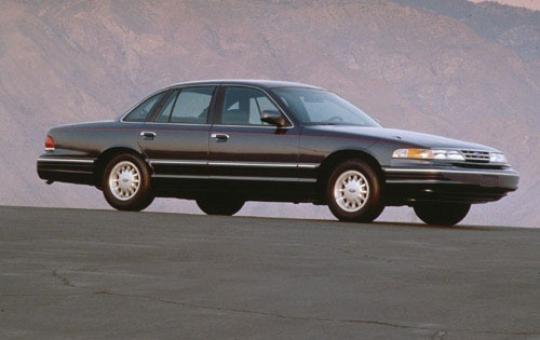 1997 Ford crown victoria towing capacity #10