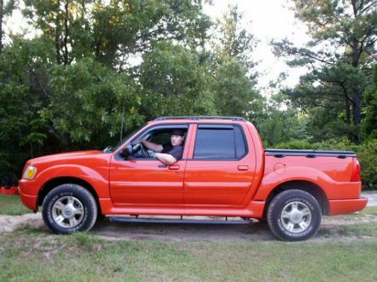 Towing capacity 2004 ford sports trac #8