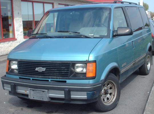 1994 Gmc Safari Vins Configurations Msrp Specs Autodetective