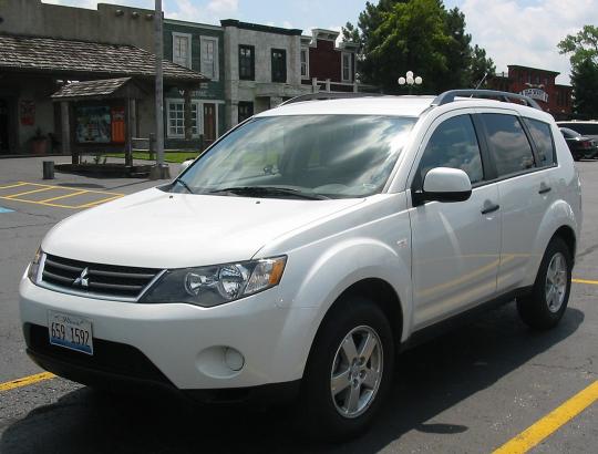 Mitsubishi outlander i 2007