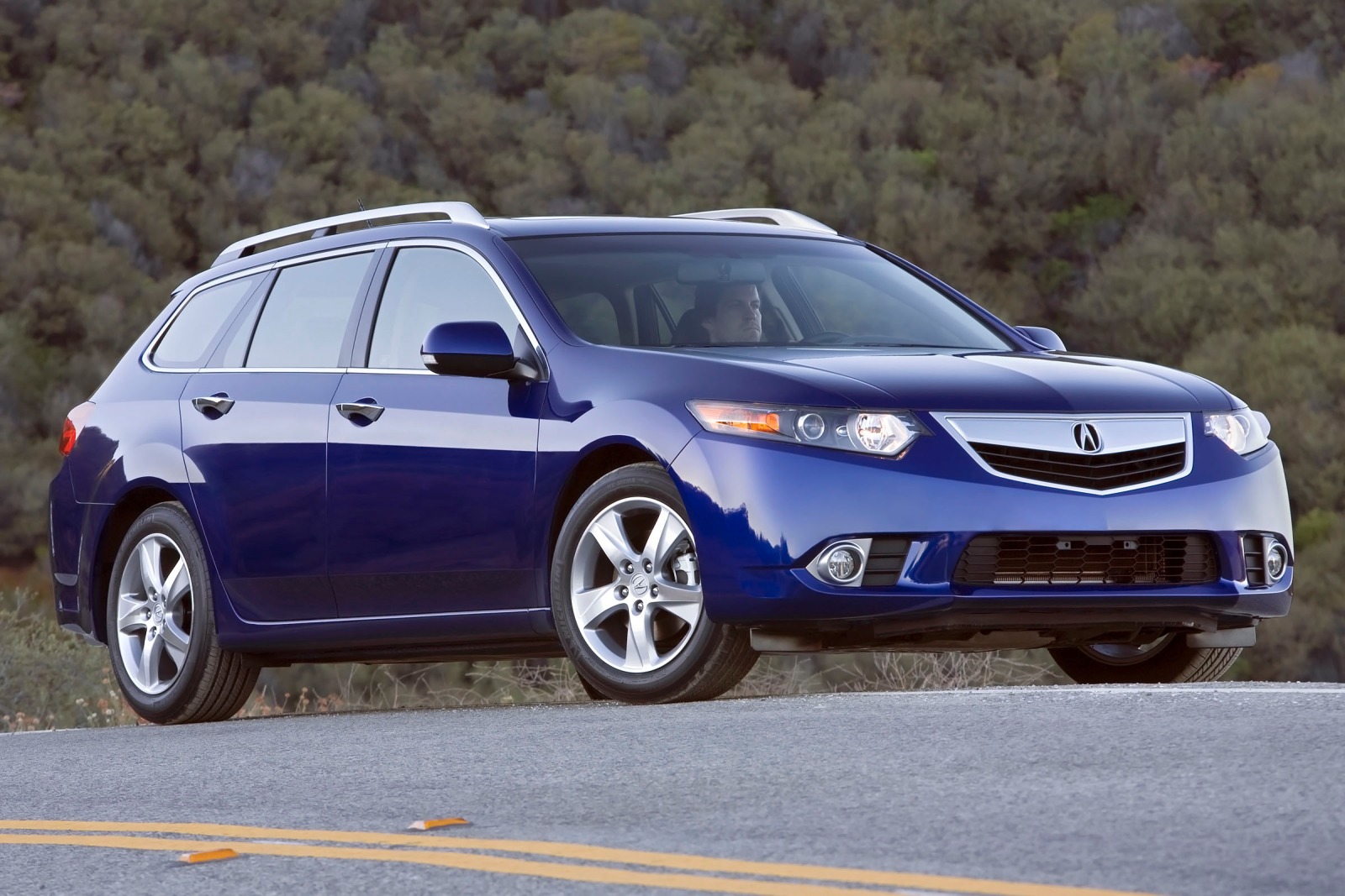 2014 Acura TSX Sport Wagon VINs, Configurations, MSRP & Specs ...