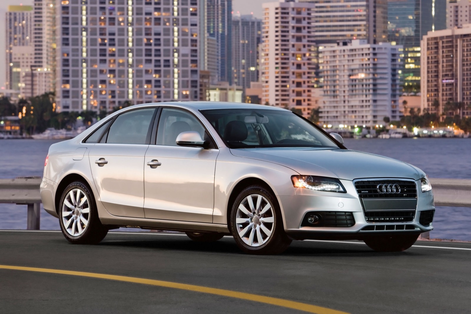 2012 Audi A4 VINs, Configurations, MSRP & Specs - AutoDetective