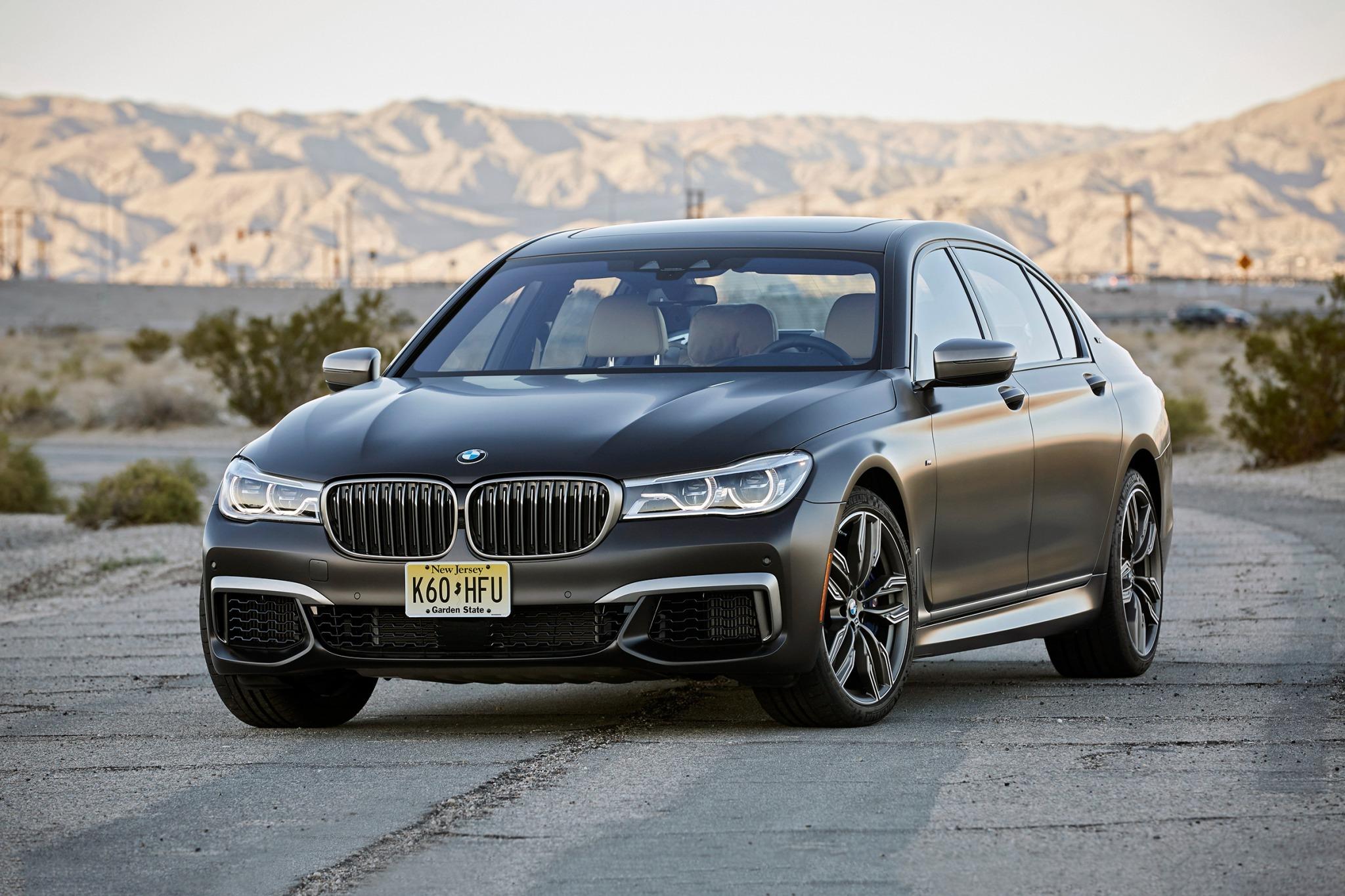 2018 BMW 7-Series M760i xDrive VIN Number Search - AutoDetective