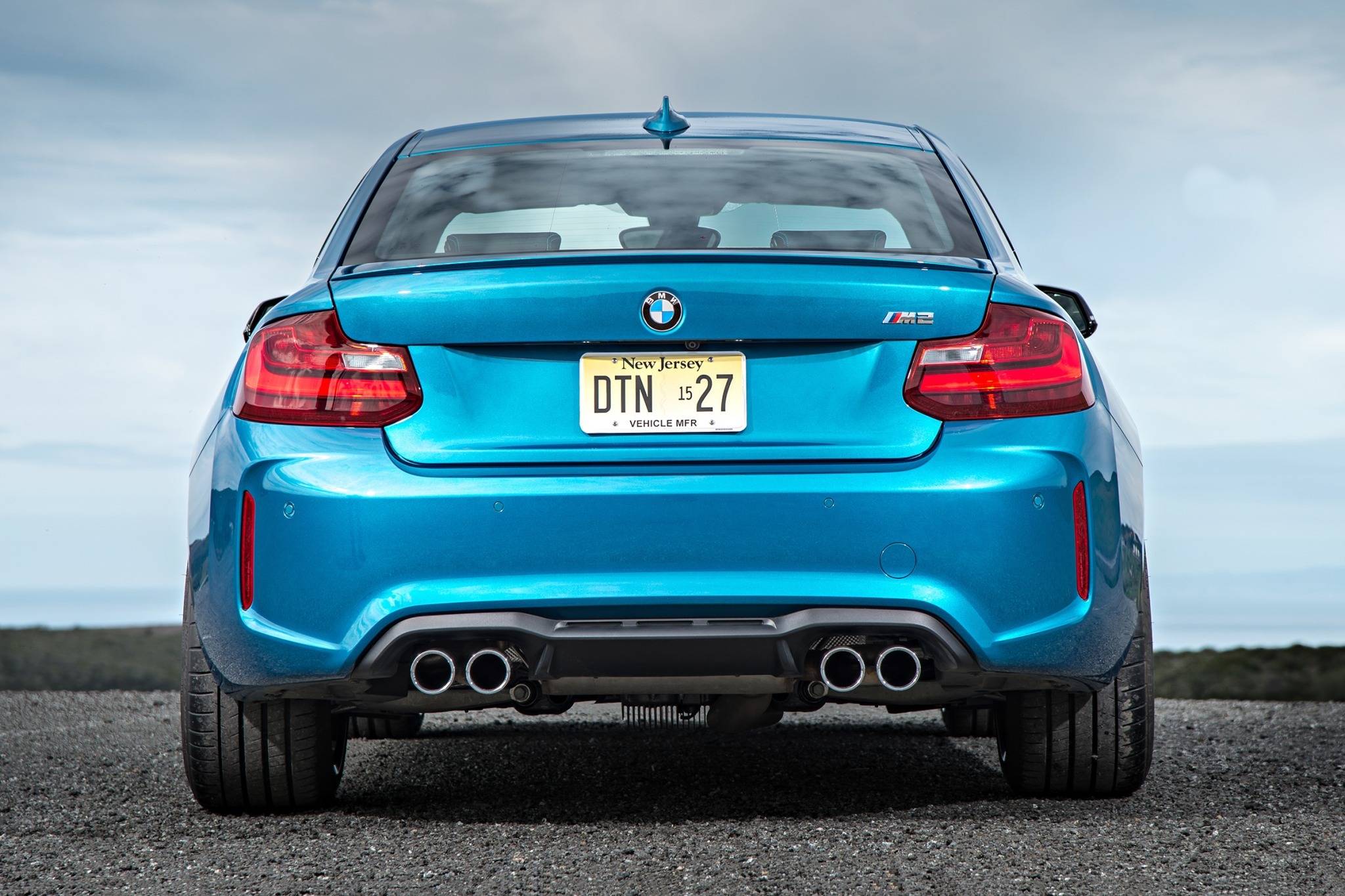 Фото bmw m2