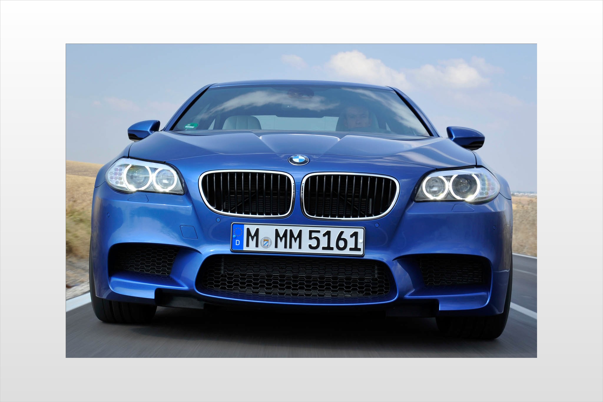 2013 BMW M5 VINs, Configurations, MSRP & Specs - AutoDetective