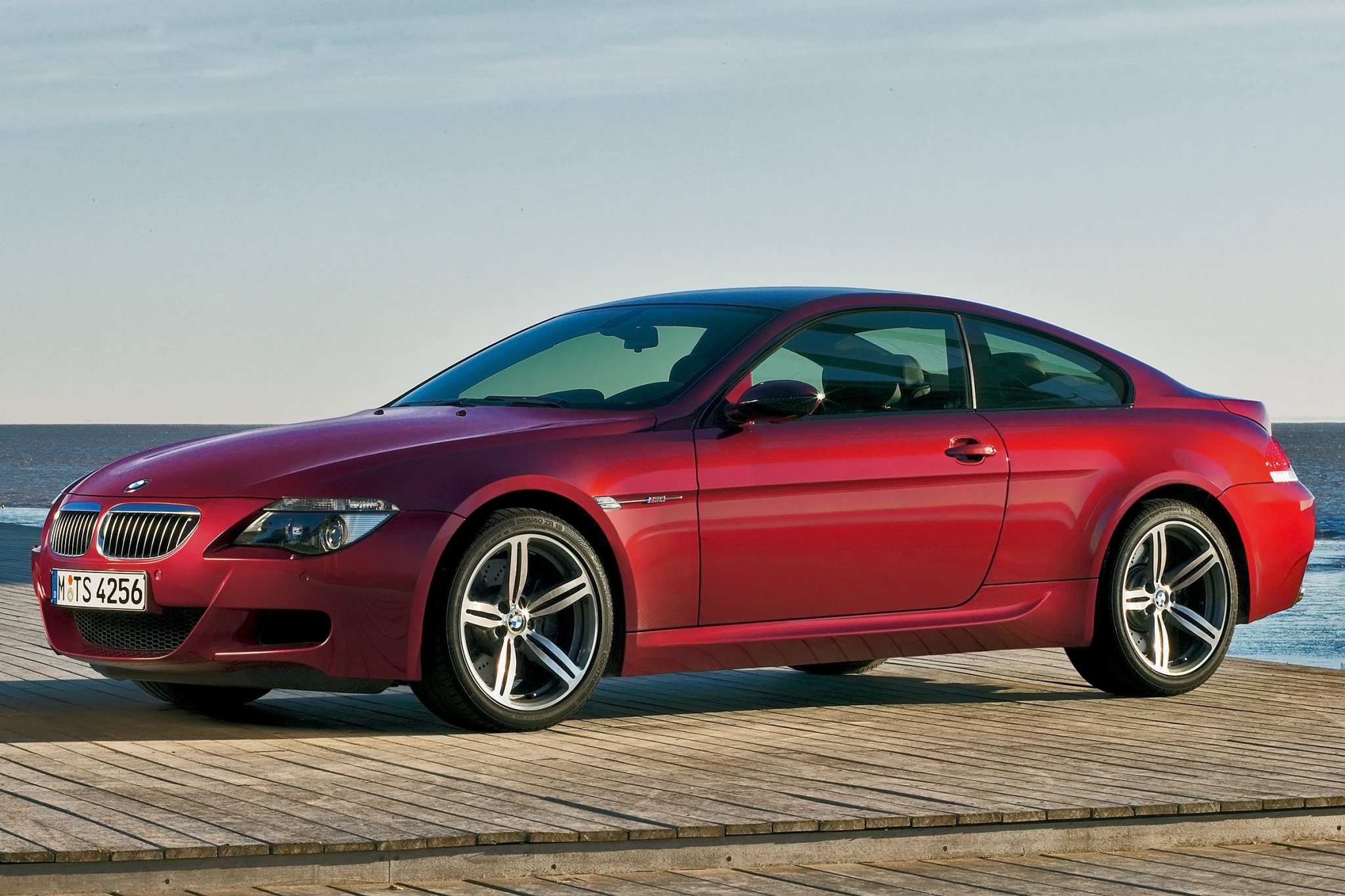 2007 BMW M6 VINs, Configurations, MSRP & Specs - AutoDetective