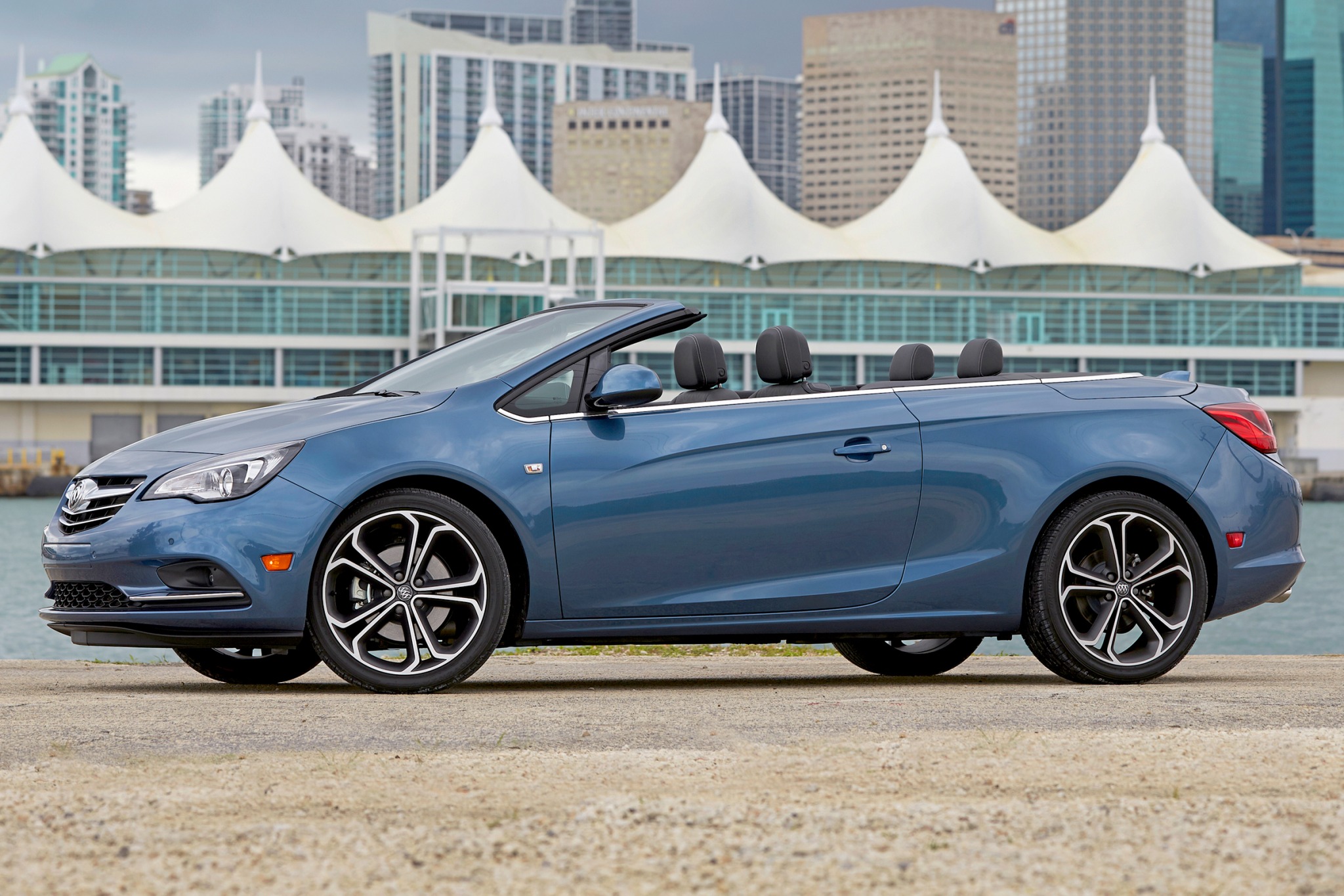 Buick cascada машина