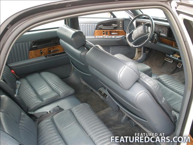 1995 buick park avenue vins configurations msrp specs autodetective 1995 buick park avenue vins