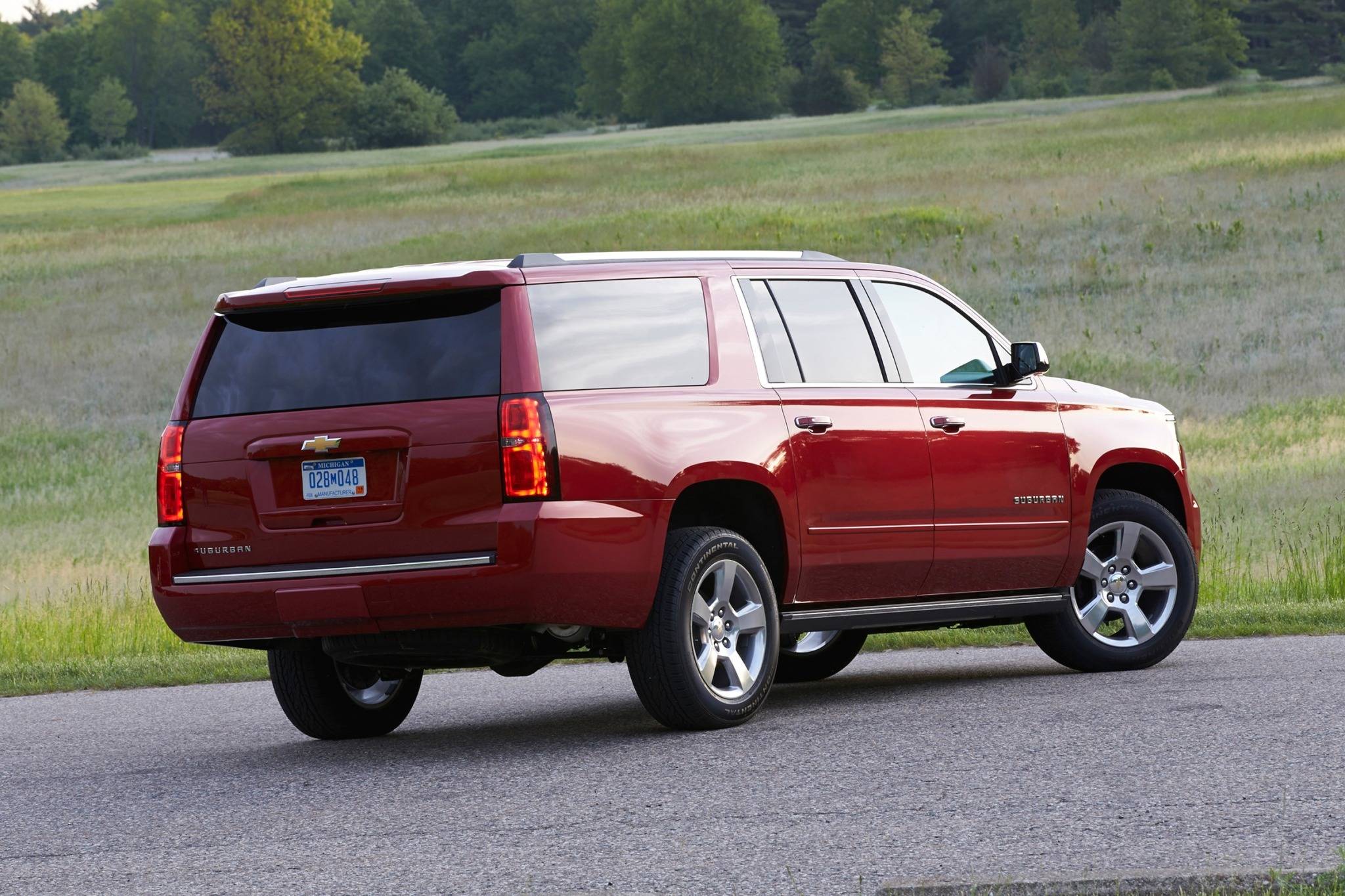 Chevrolet suburban фото