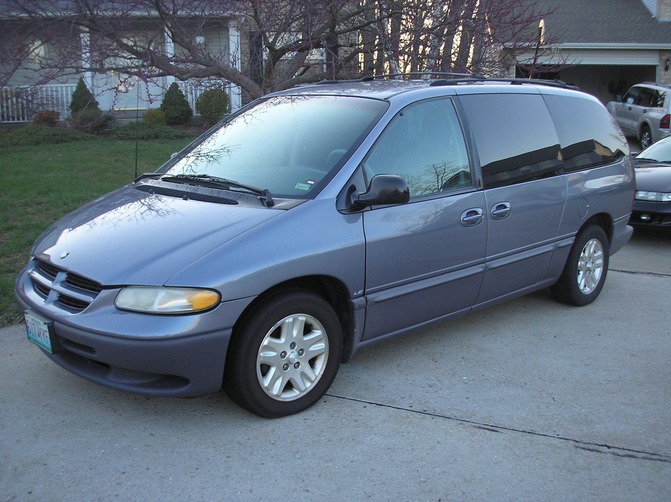 Dodge Caravan 1996