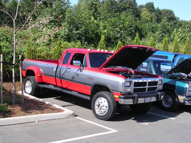 1991 Dodge Ram 350 VINs, Configurations, MSRP & Specs - AutoDetective