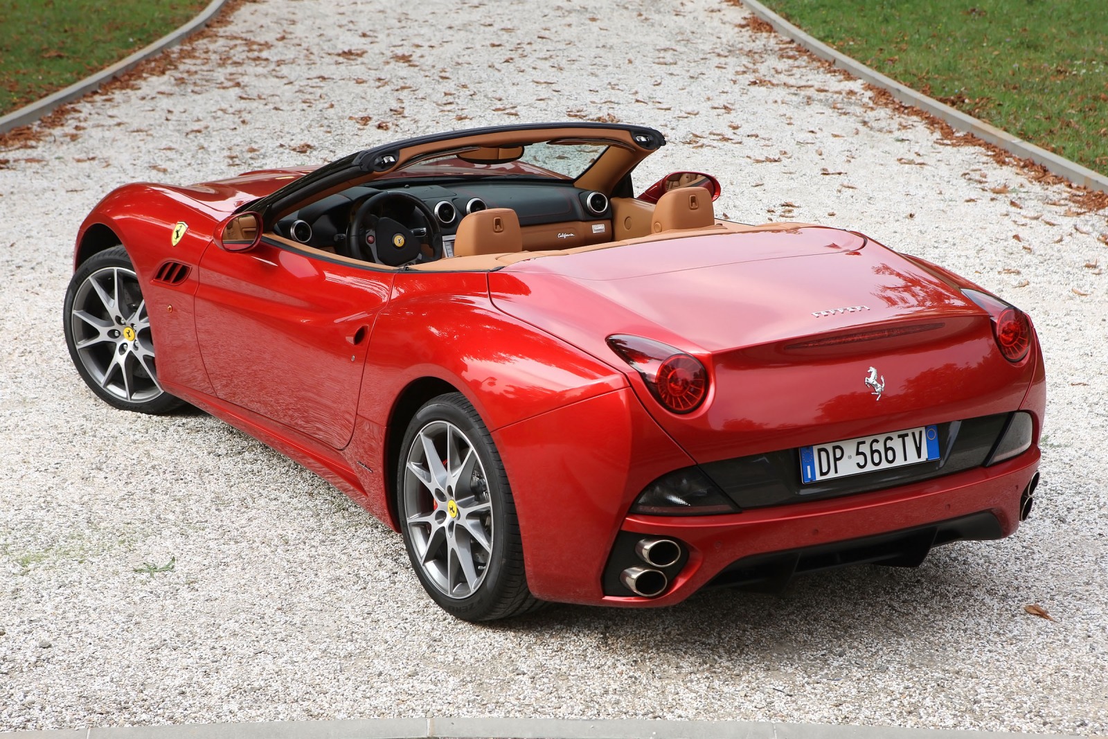 2011 ferrari california price