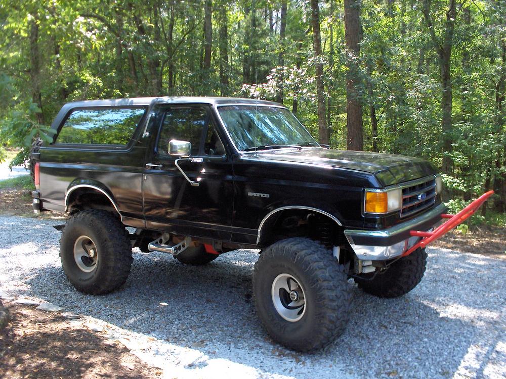 Ford Bronco 2004