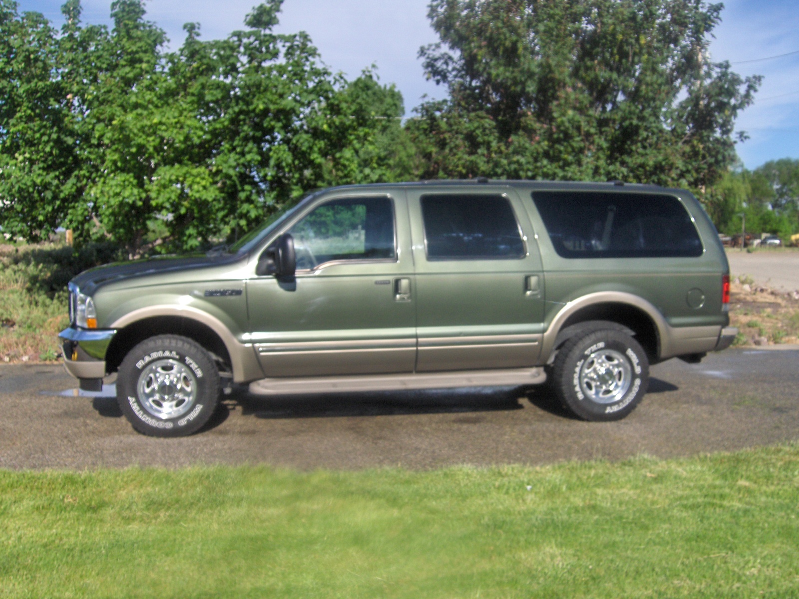 2002 ford excursion v10 specs