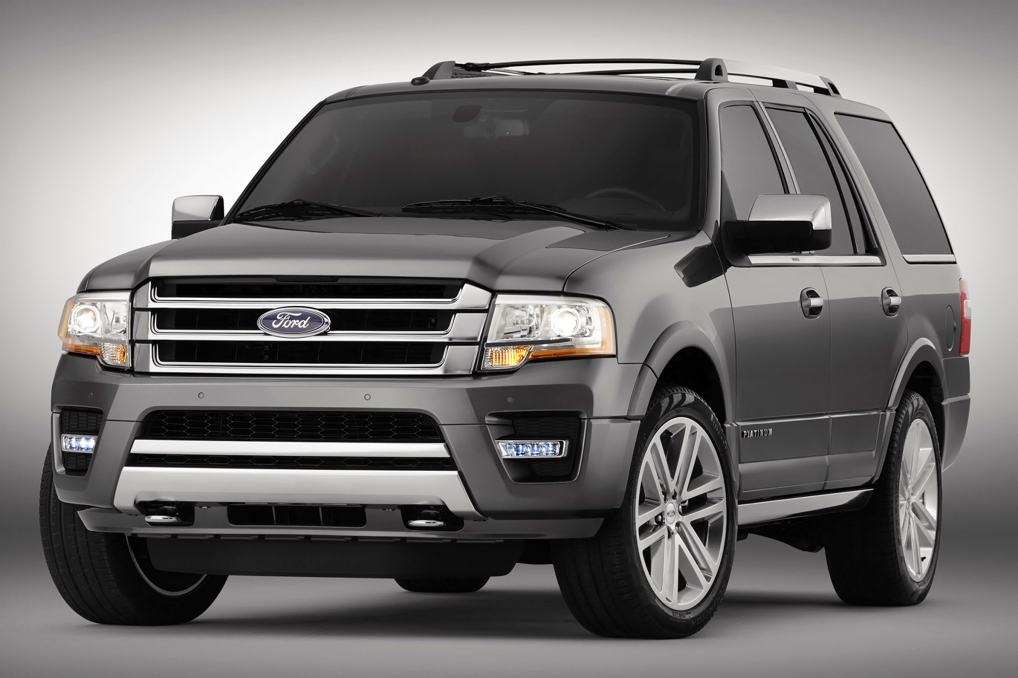 2015 Ford Expedition VINs, Configurations, MSRP & Specs - AutoDetective