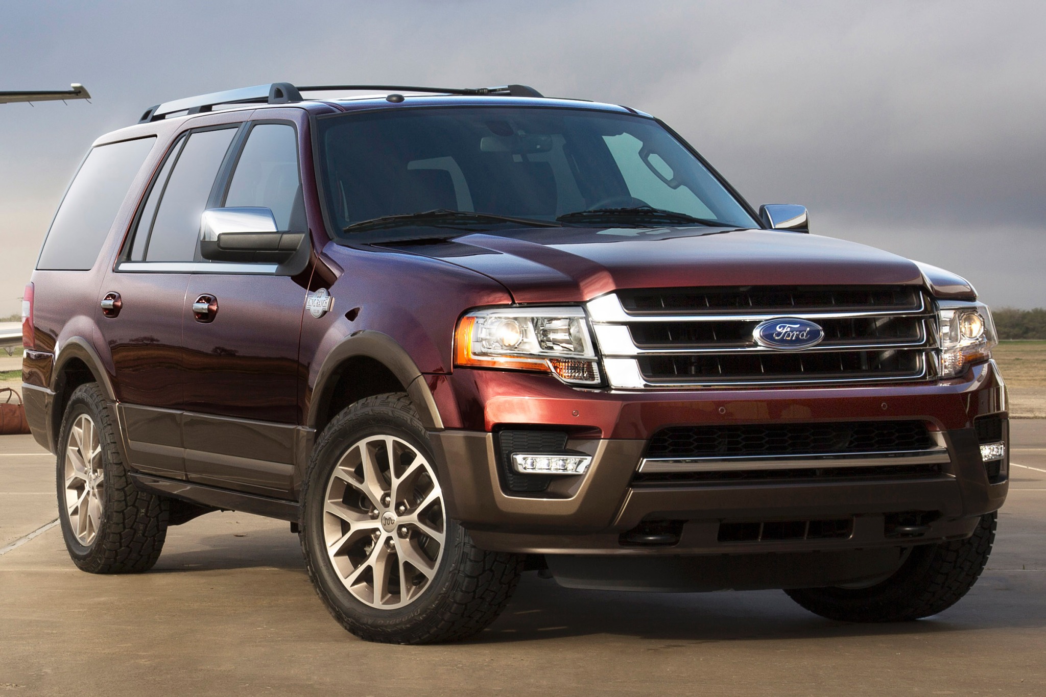 2015 Ford Expedition Vins Configurations Msrp And Specs Autodetective