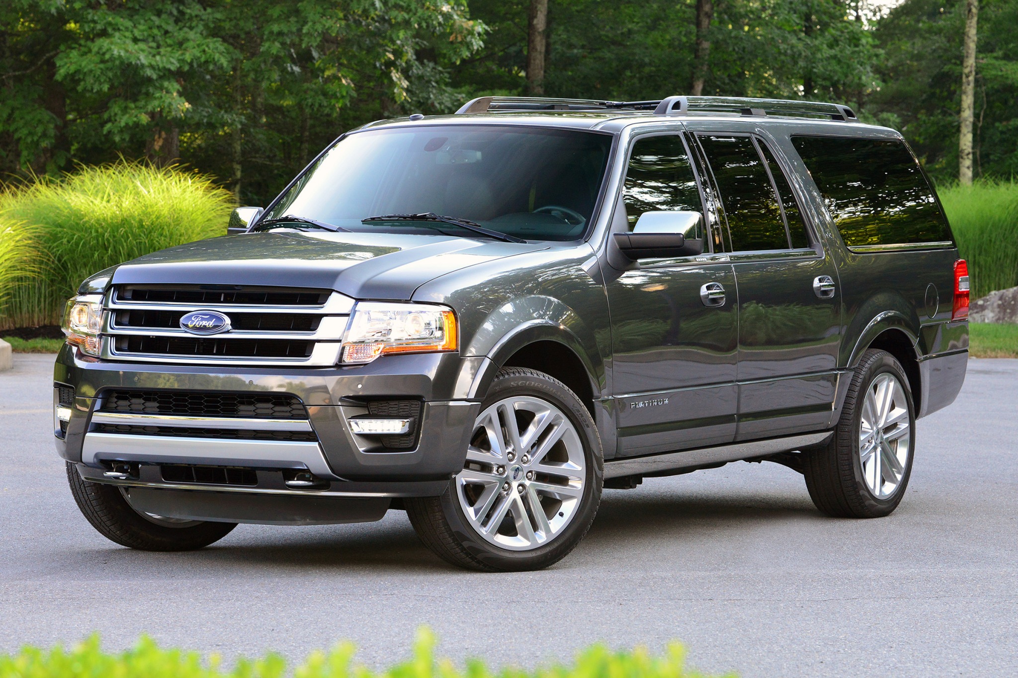 2017 Ford Expedition VIN Check, Specs & Recalls - AutoDetective