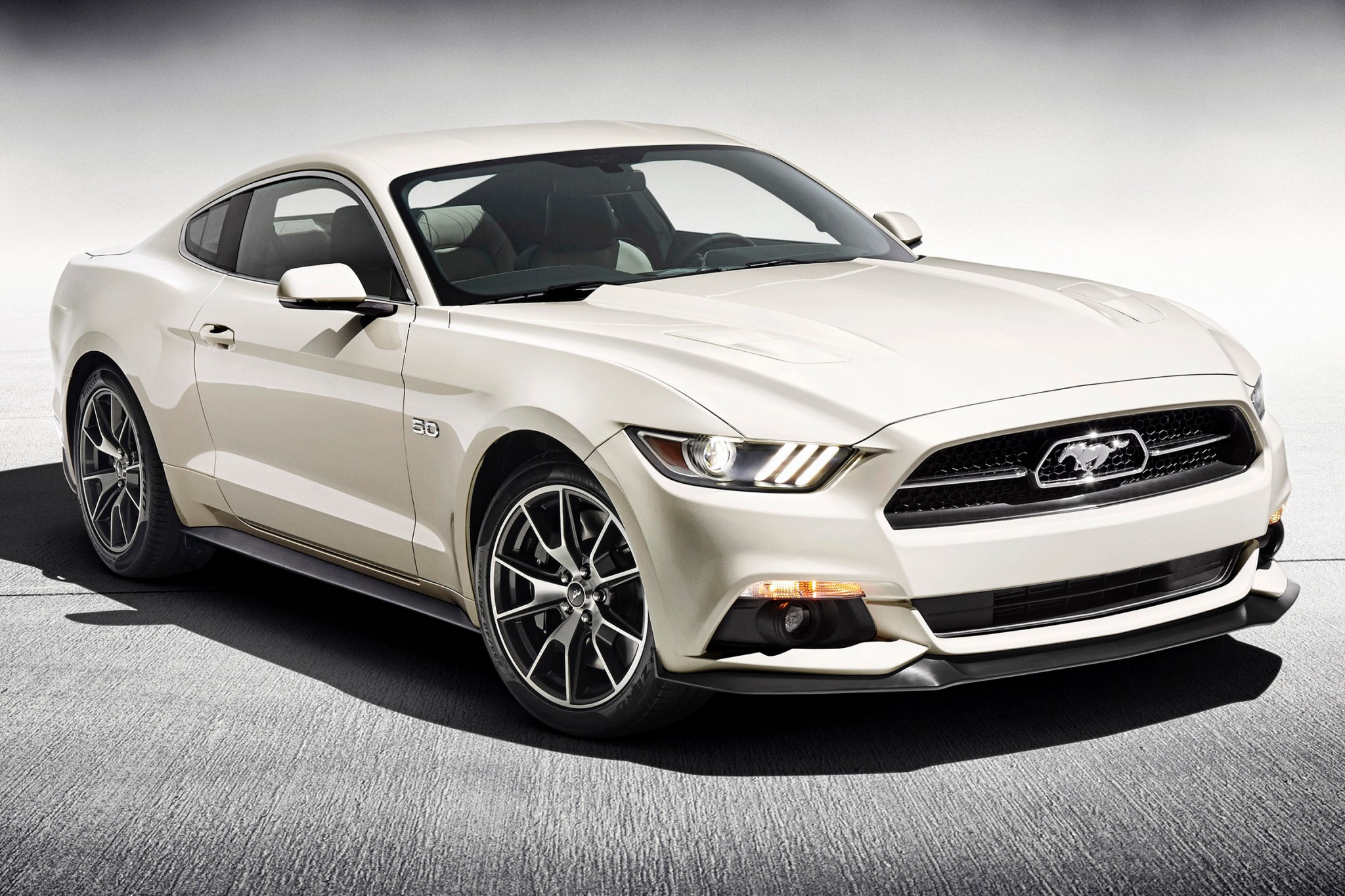 2015 Ford Mustang Vins Configurations Msrp And Specs Autodetective