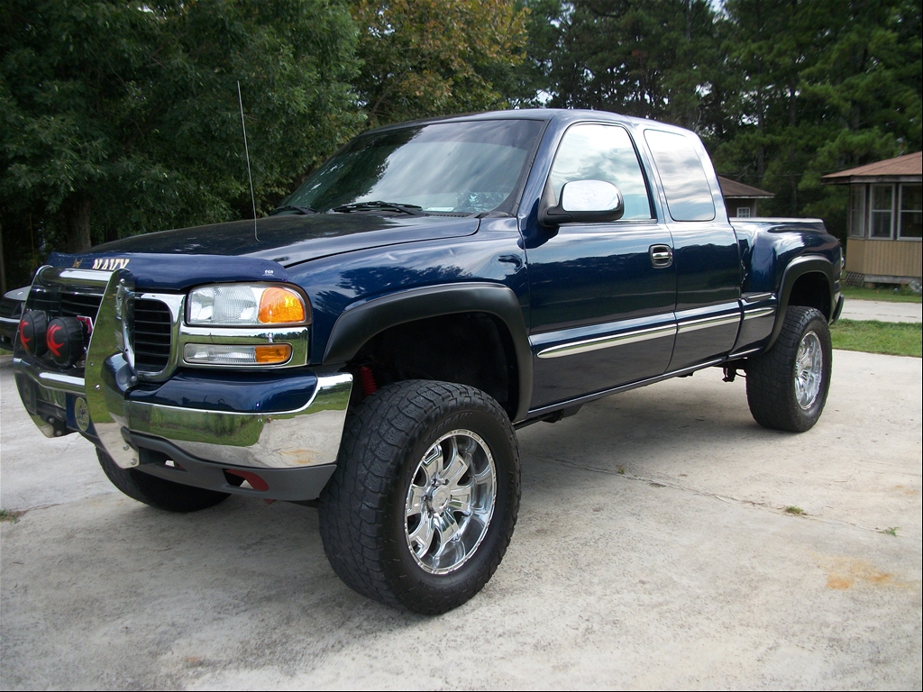 2000 GMC Sierra 1500 VINs, Configurations, MSRP & Specs - AutoDetective