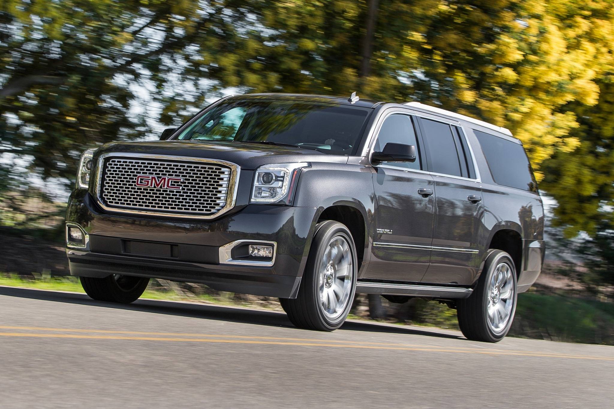 2017 GMC Yukon XL VINs, Configurations, MSRP & Specs - AutoDetective