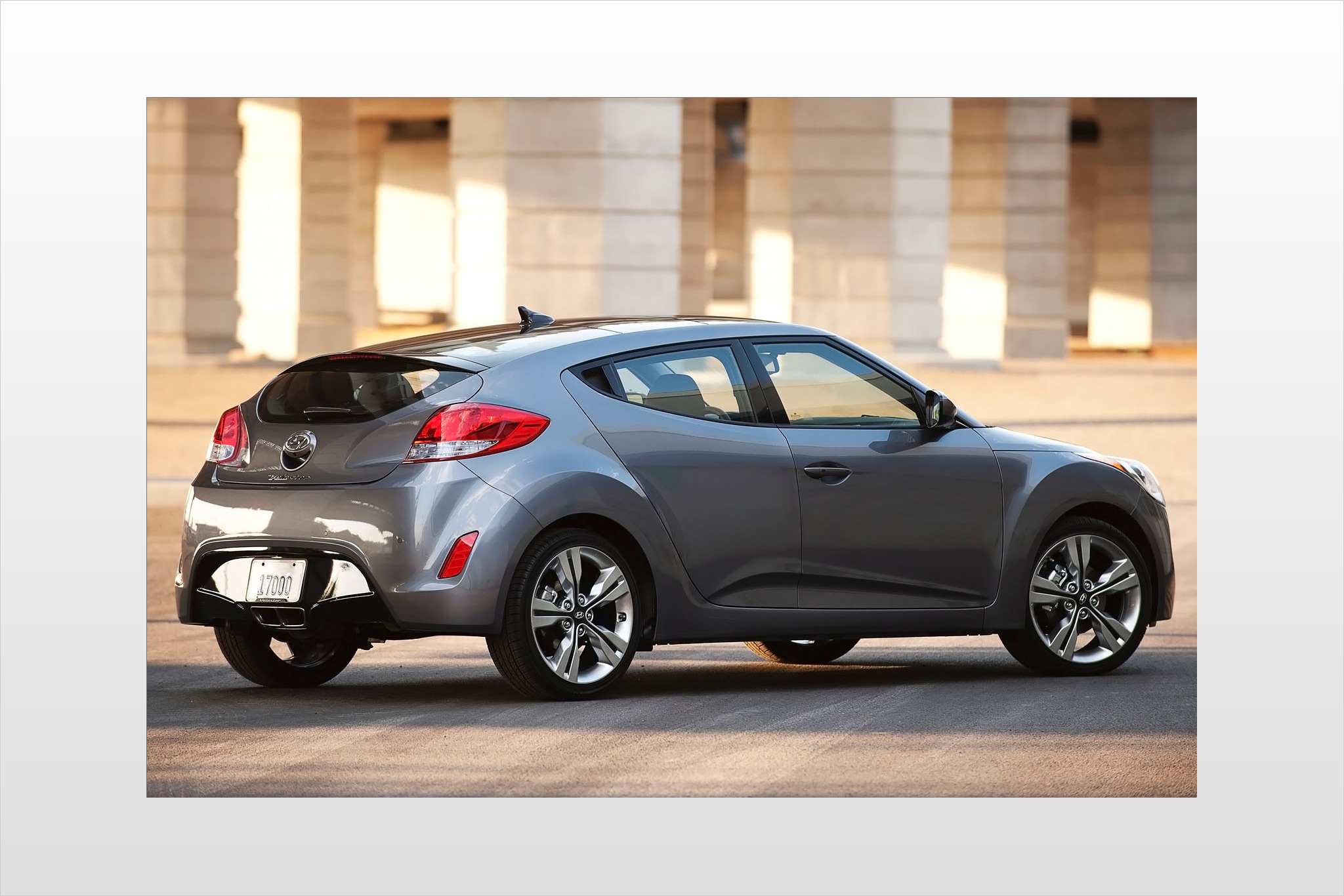 Hyundai veloster 2013 года