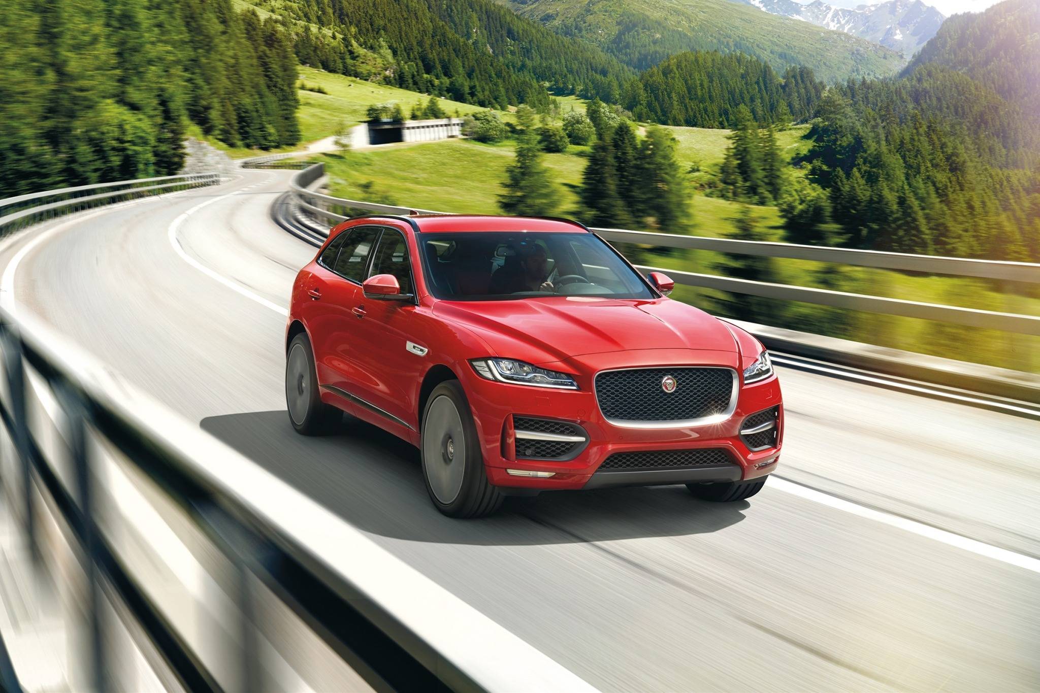 Jaguar f pace 2018