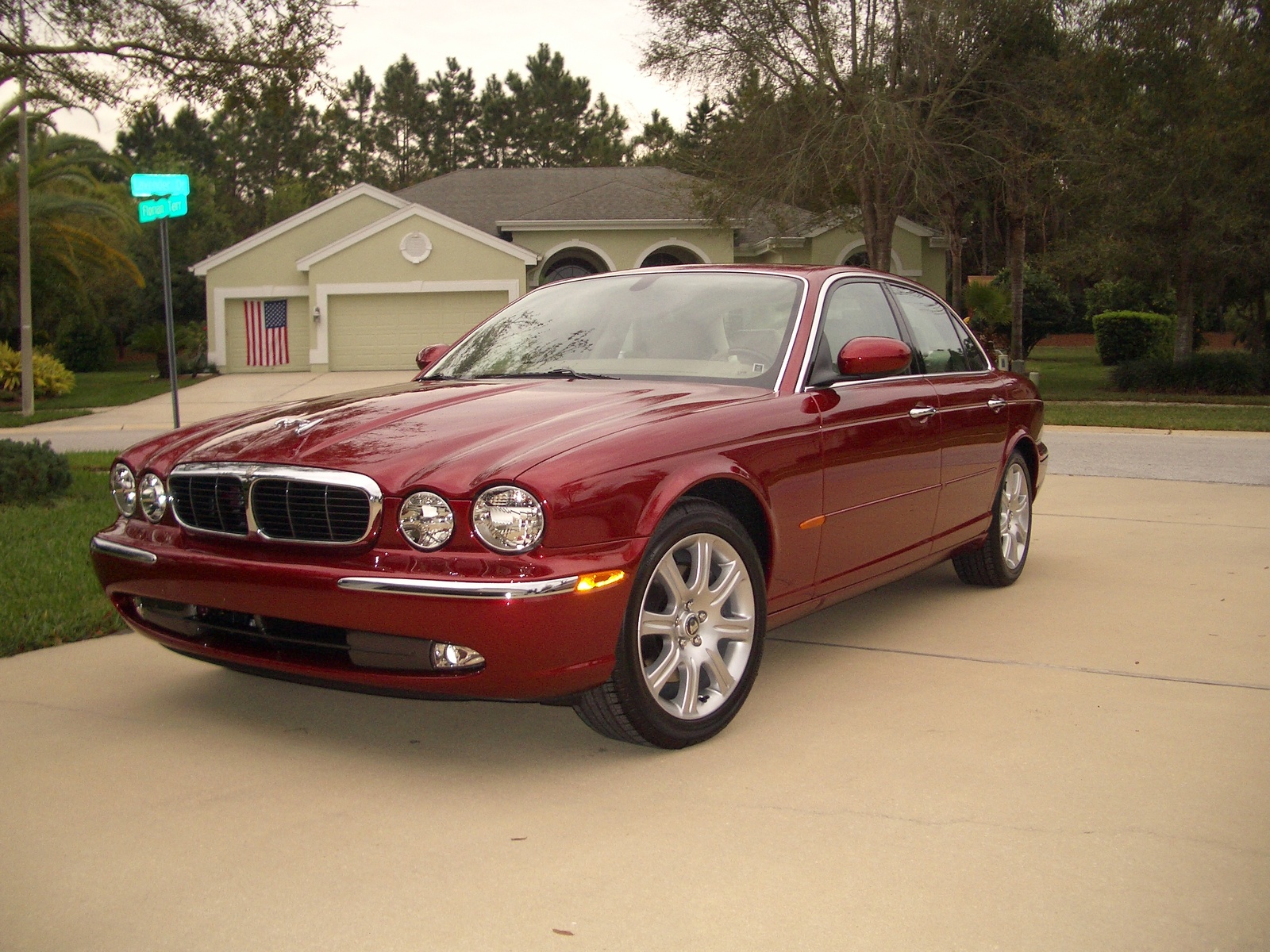 2004 Jaguar XJ-Series Specs, Prices, VINs & Recalls - AutoDetective