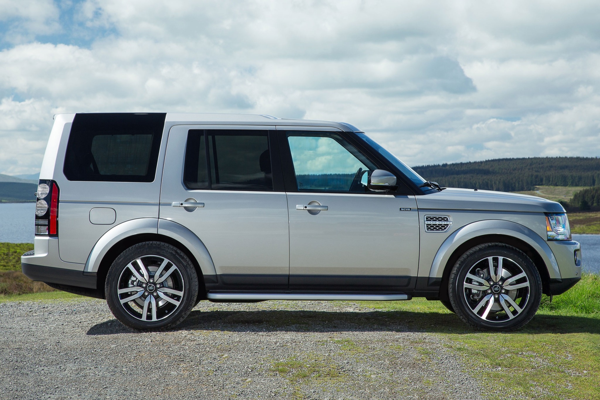 2016 Land Rover LR4 Specs, Prices, VINs & Recalls - AutoDetective