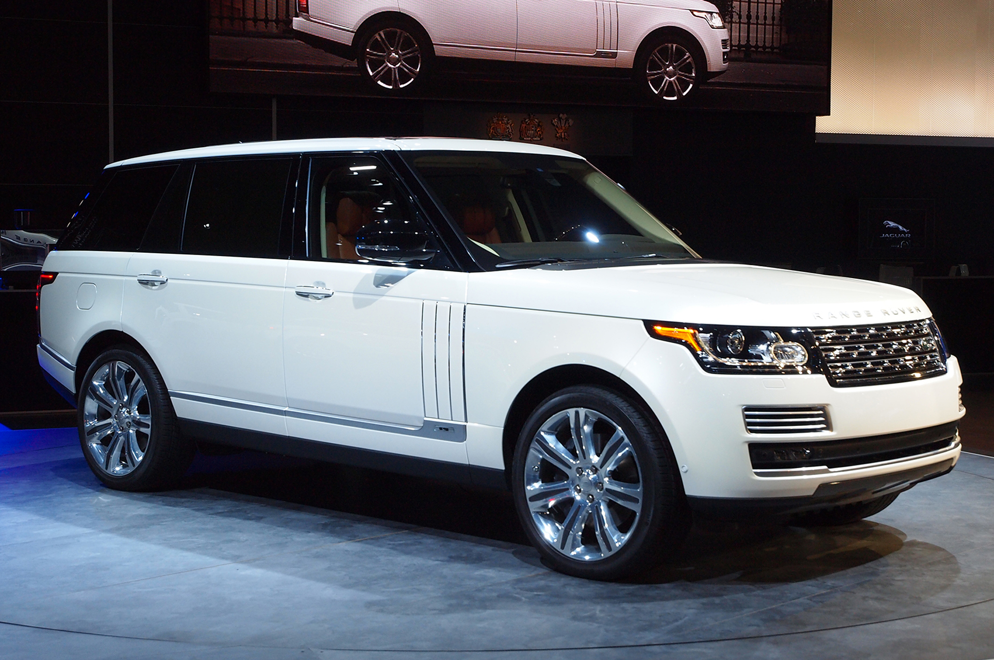 2015 Land Rover Range Rover Specs, Prices, VINs & Recalls - AutoDetective