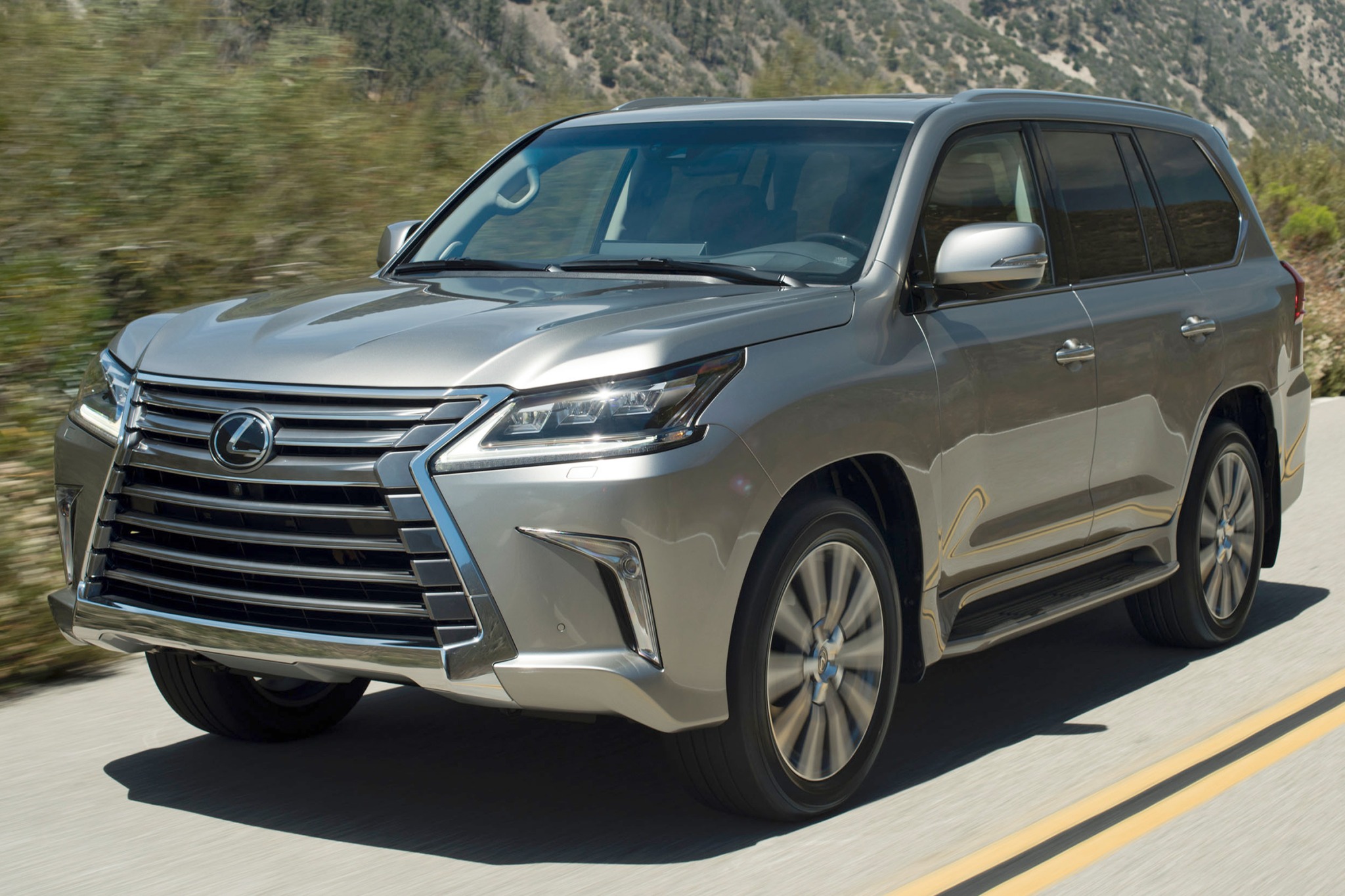 2016 Lexus LX 570 VINs, Configurations, MSRP & Specs - AutoDetective