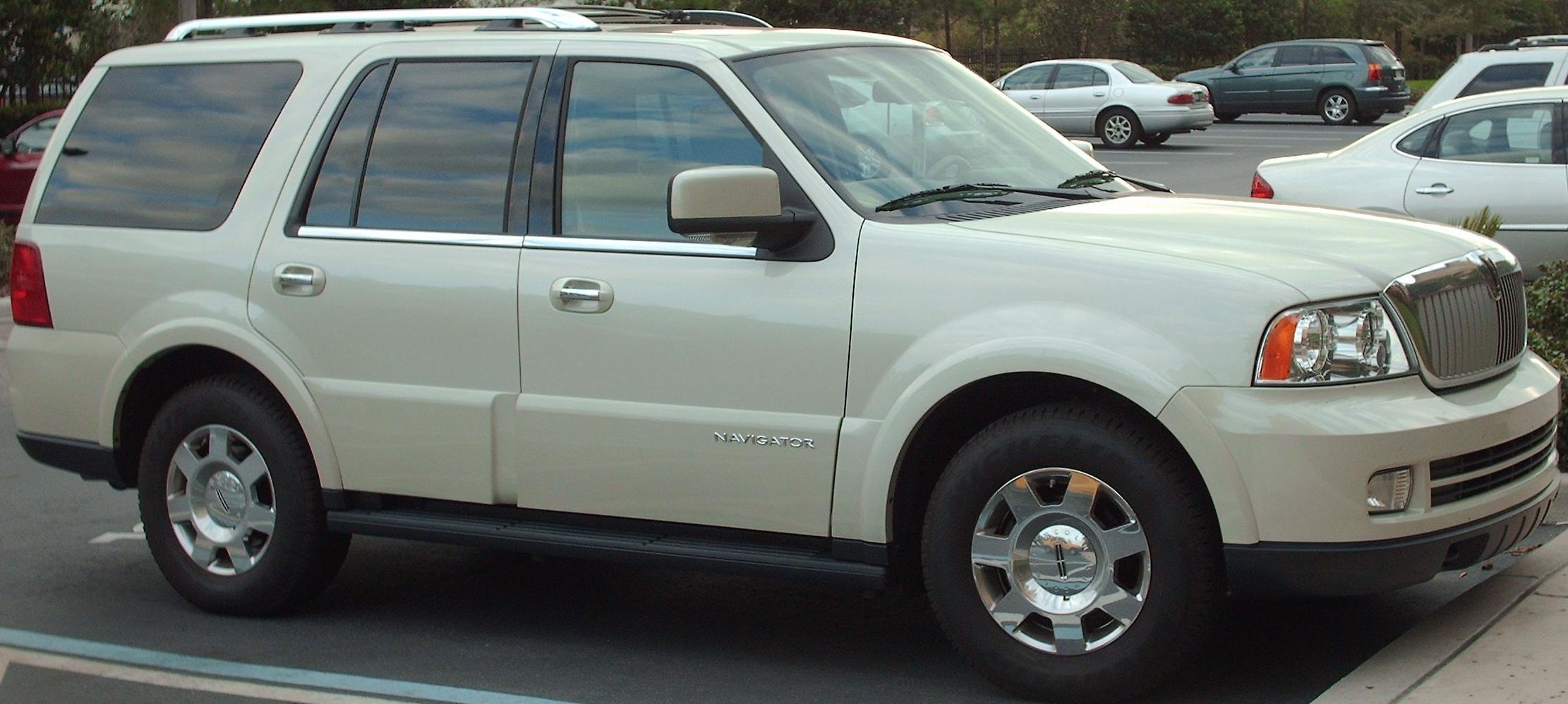 Lincoln navigator 2005 года