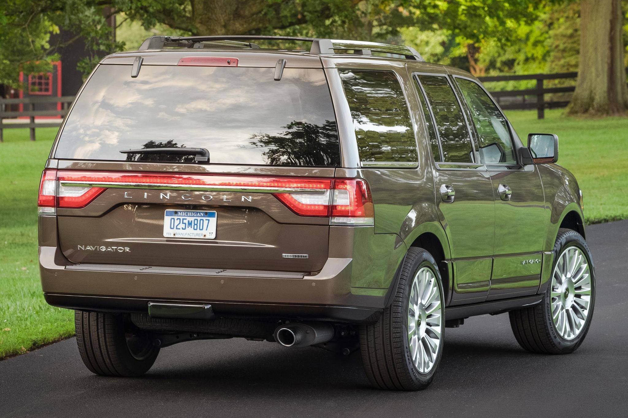 2017 Lincoln Navigator Specs Prices Vins And Recalls Autodetective