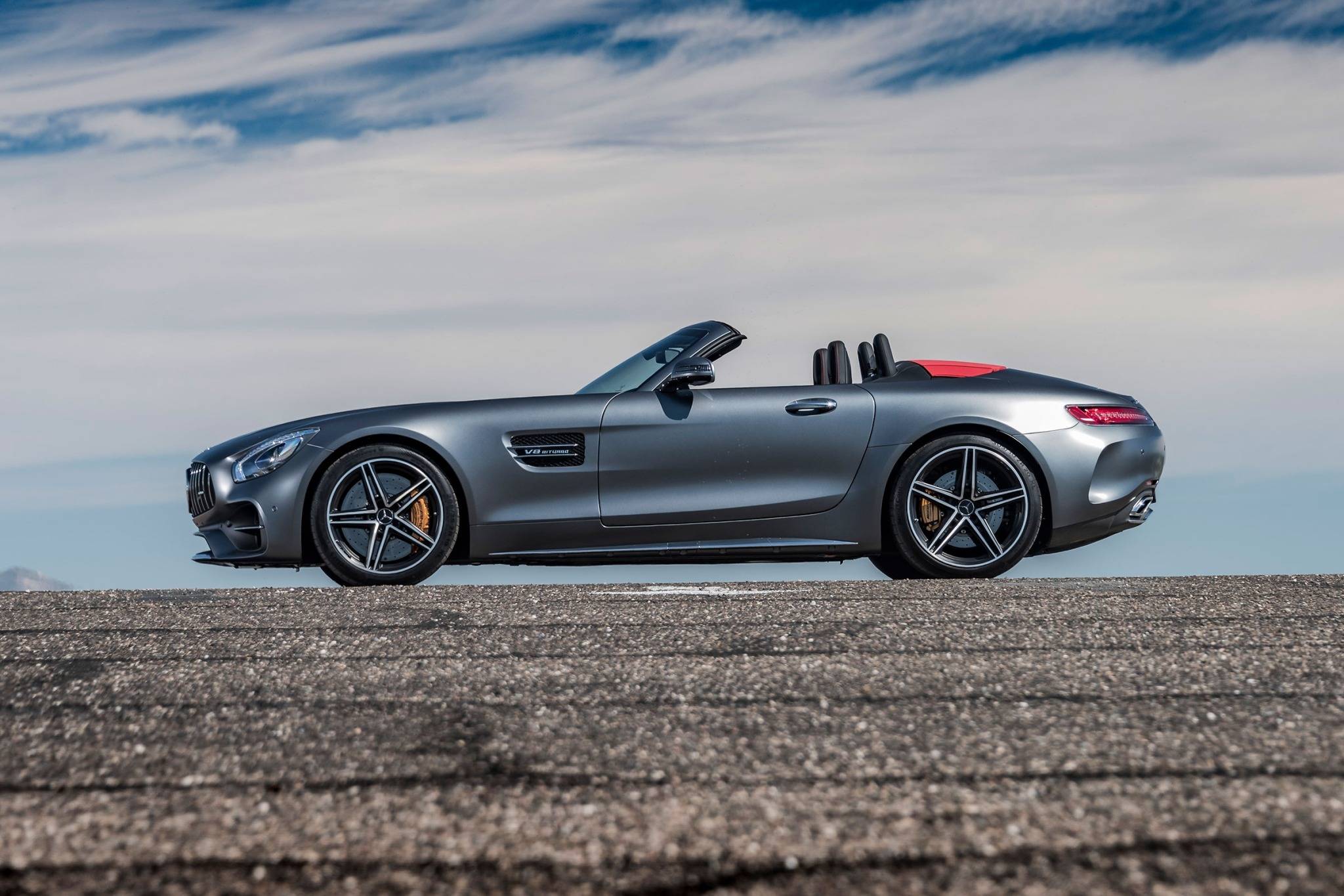 Mercedes Benz AMG gt Roadster