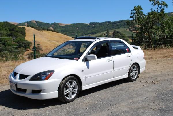 Mitsubishi lancer 2004 года