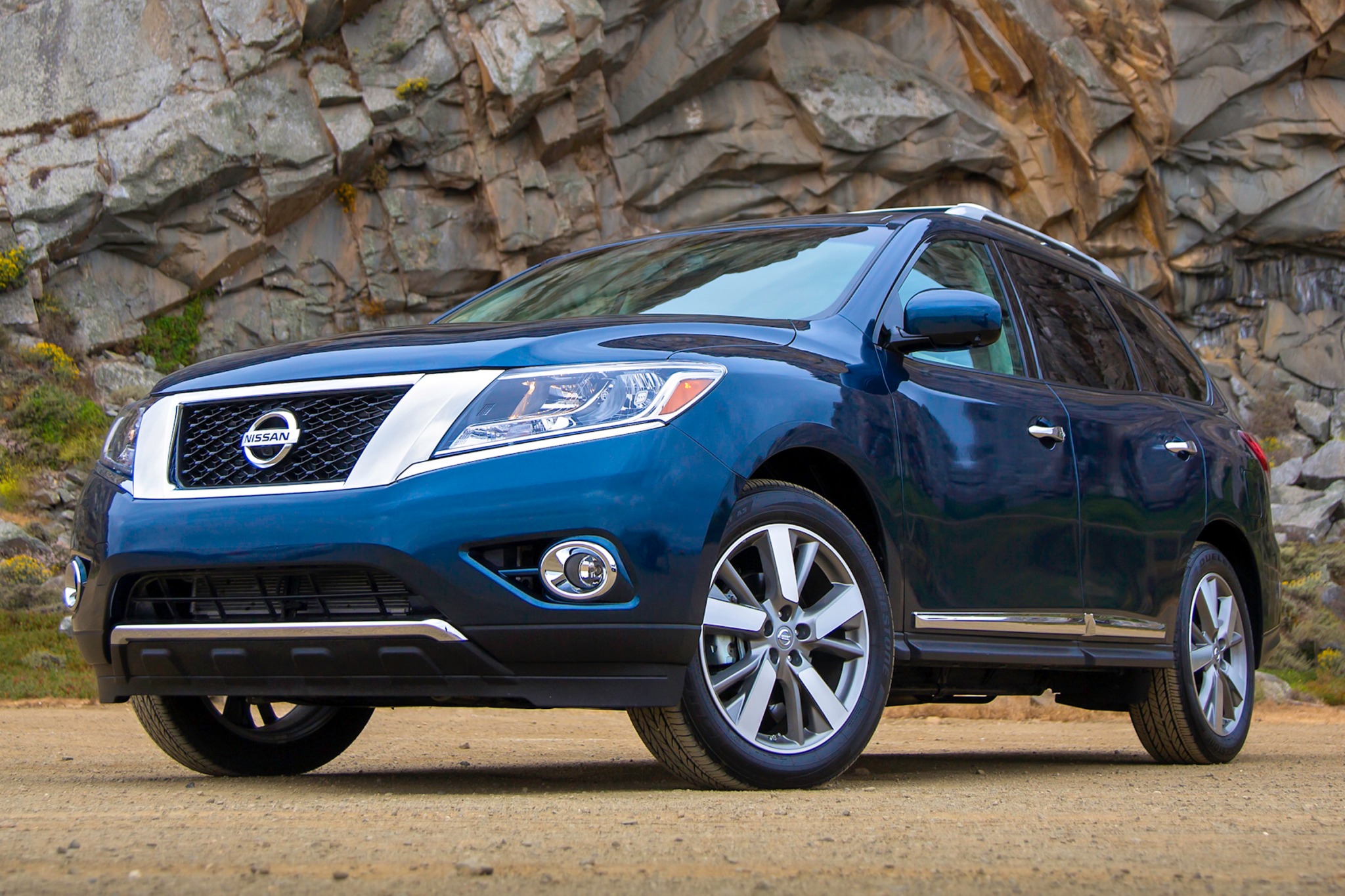 Nissan pathfinder 2015 обзор