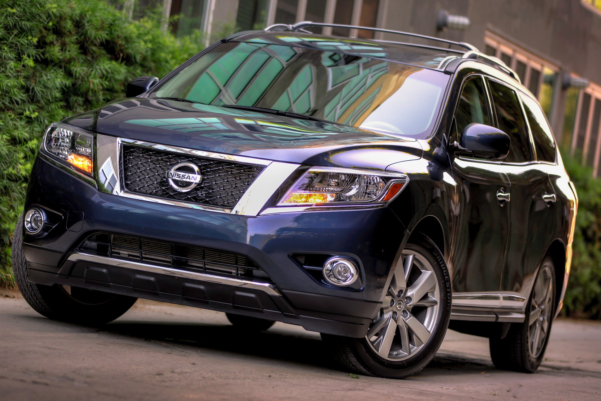 Nissan pathfinder 2015 обзор