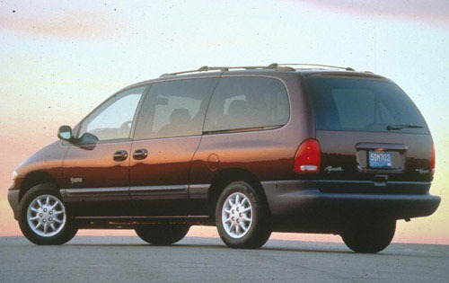 Plymouth voyager машина