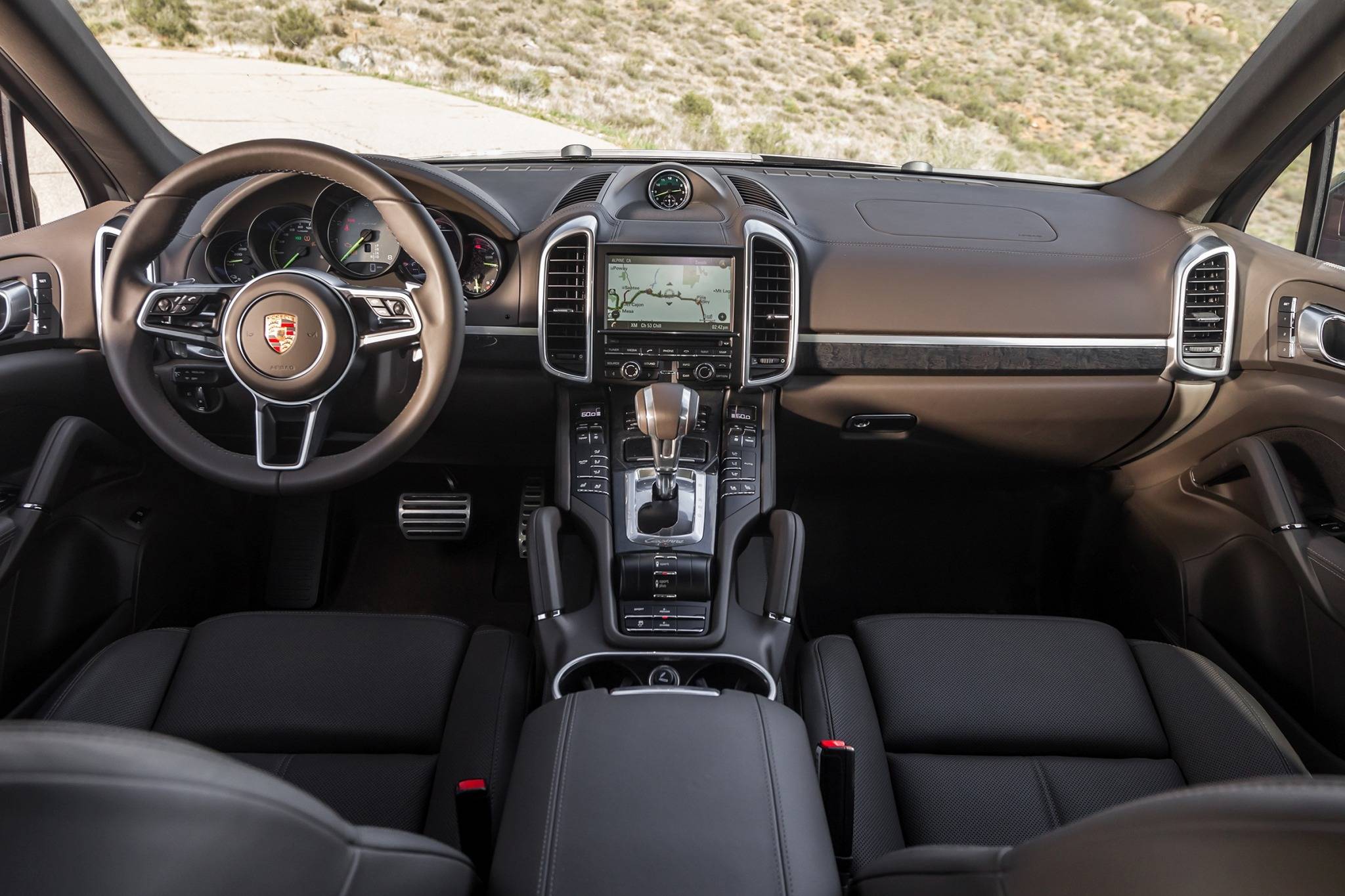 Porsche cayenne interior