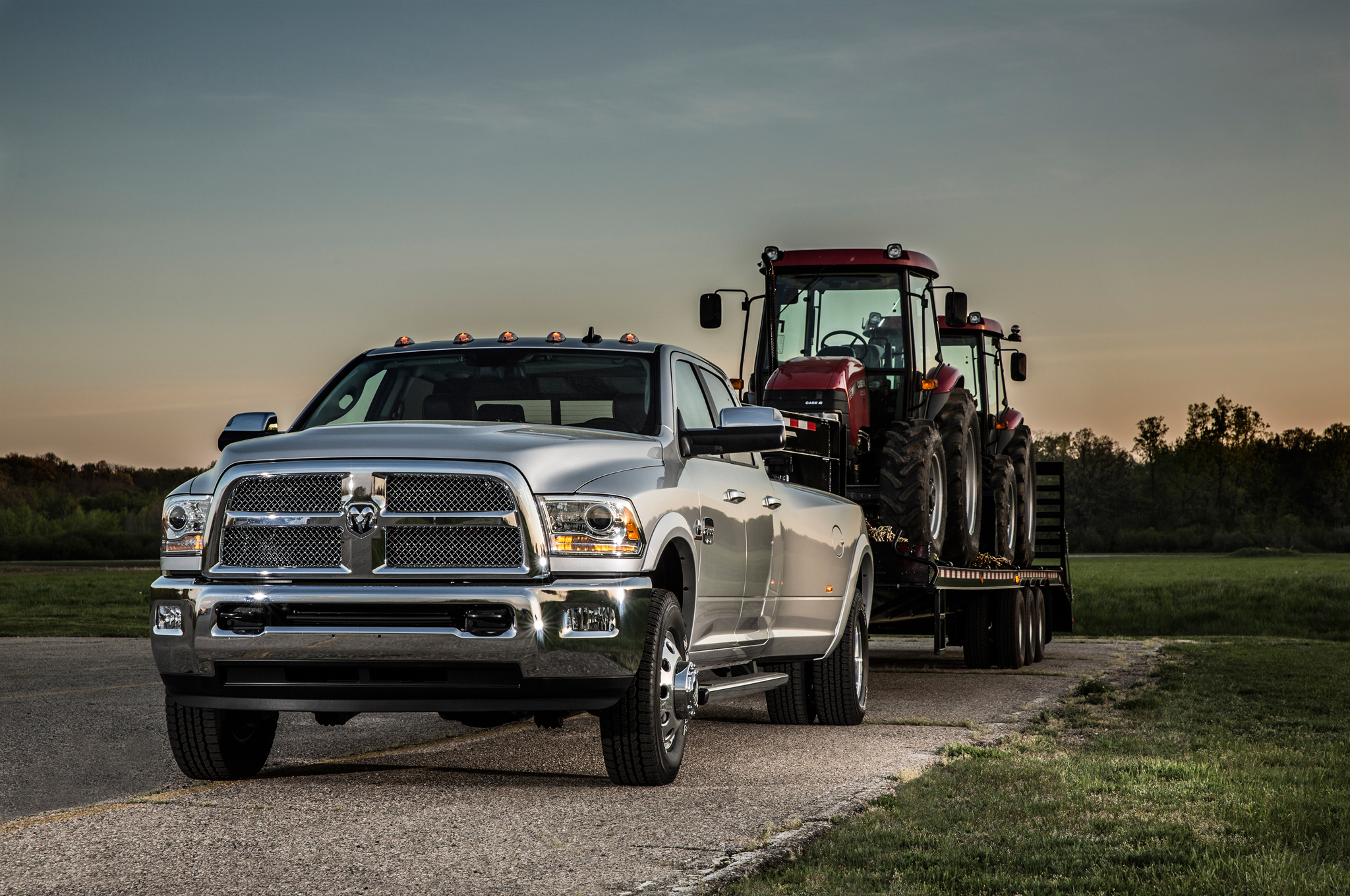 2014 RAM 3500 VINs, Configurations, MSRP & Specs - AutoDetective