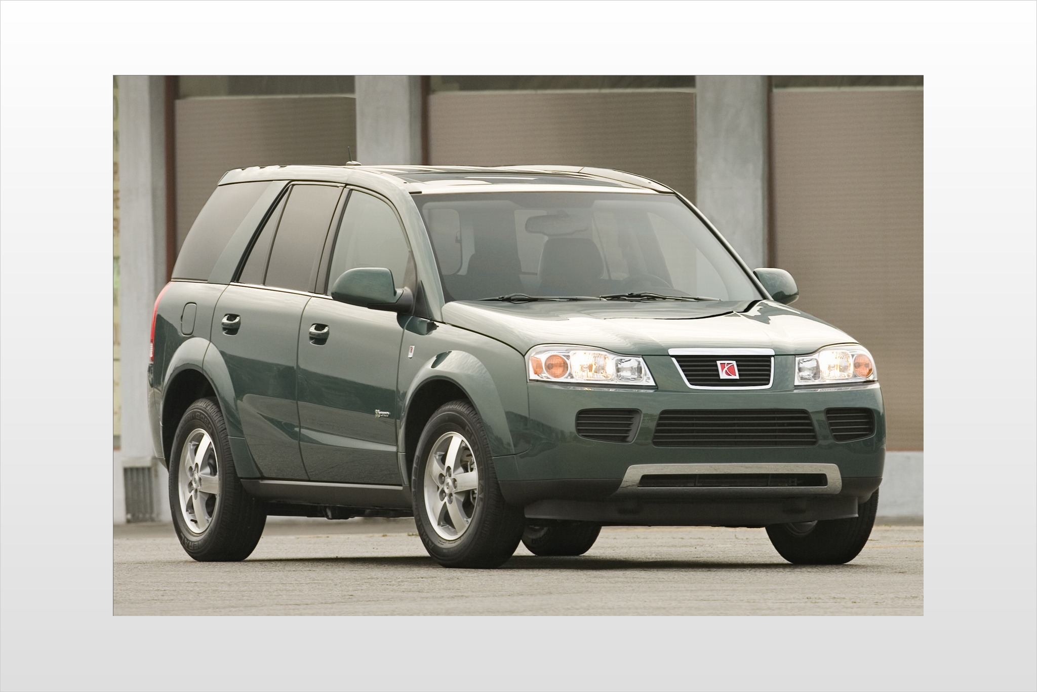 Машина saturn vue