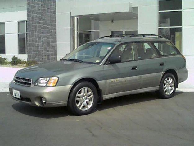 Subaru outback 2001 седан