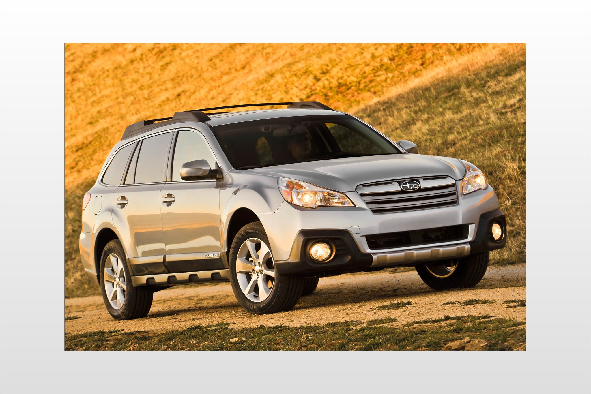 Subaru outback 2014 года