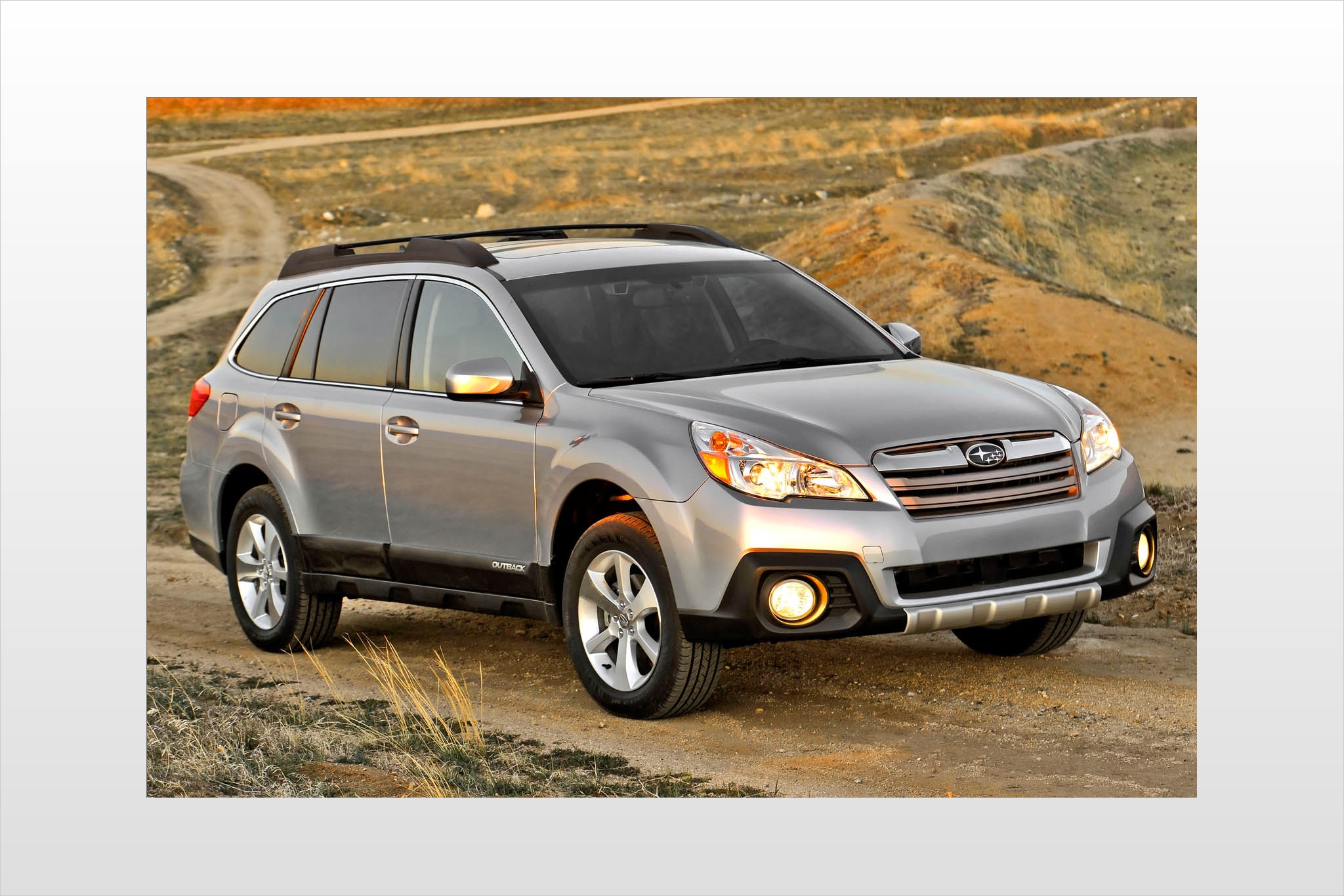 Subaru outback 2014 года