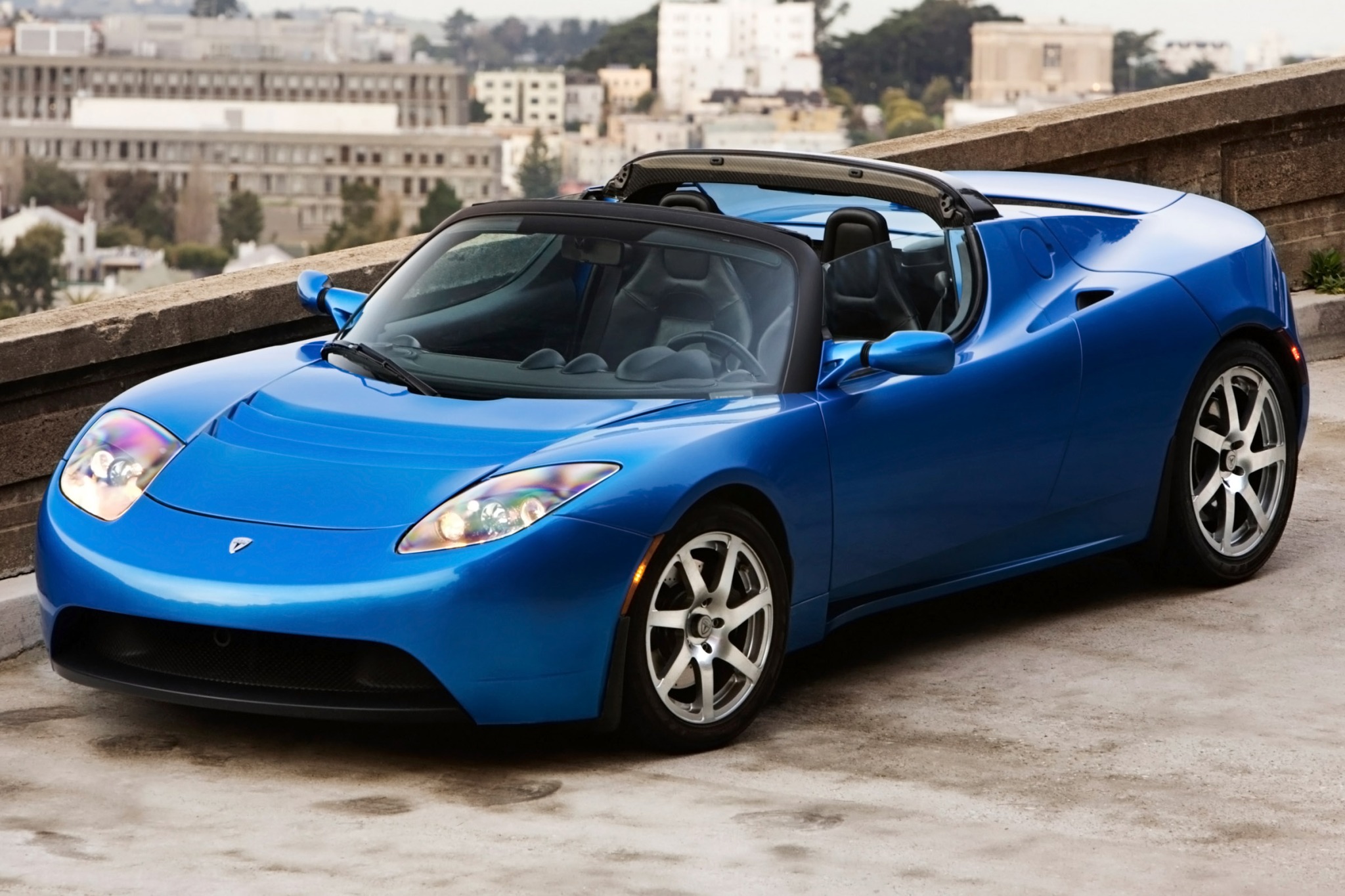 2010 Tesla Roadster VINs, Configurations, MSRP & Specs - AutoDetective