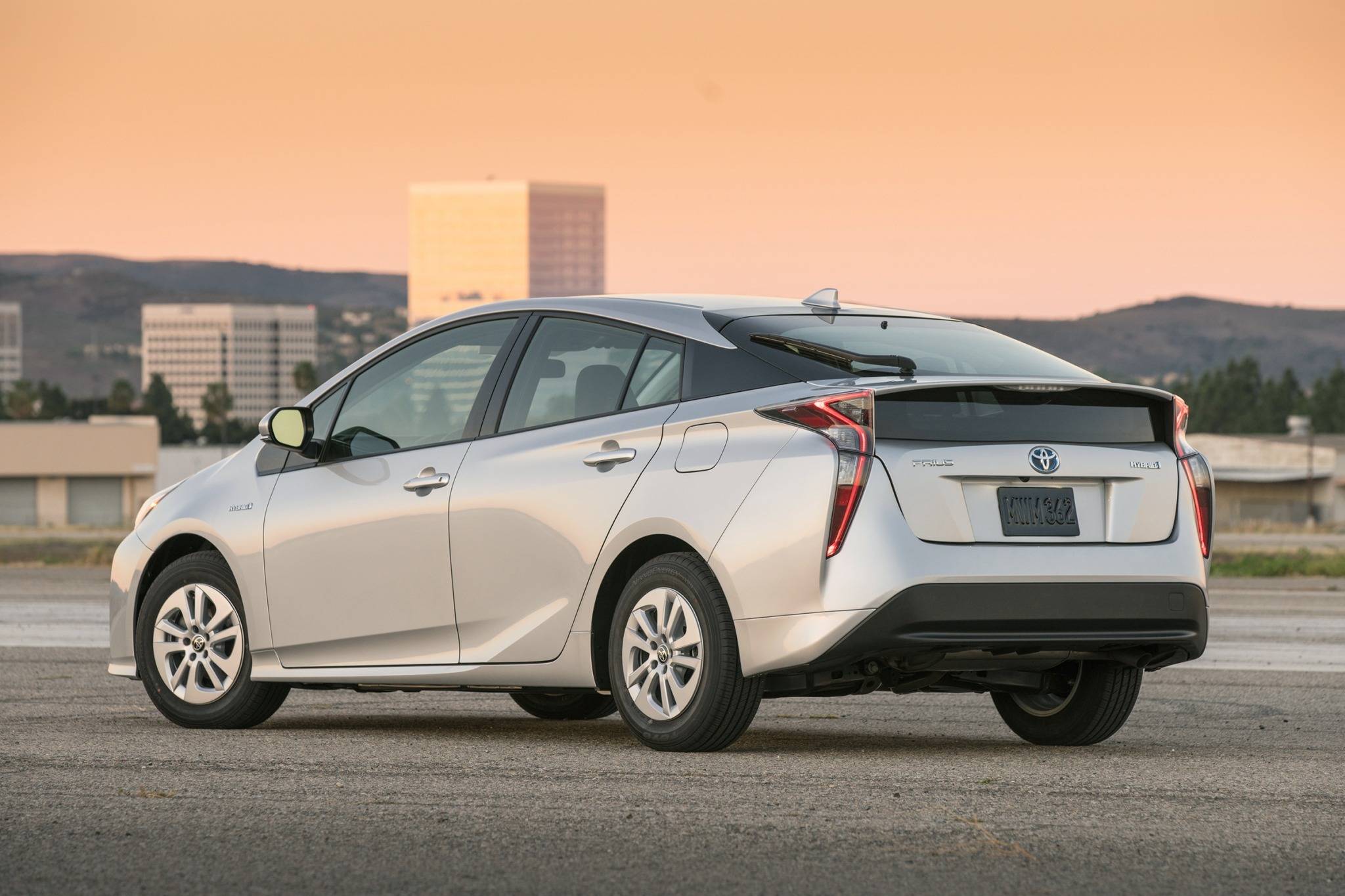 2017 Toyota Prius Specs Prices Vins And Recalls Autodetective 0724