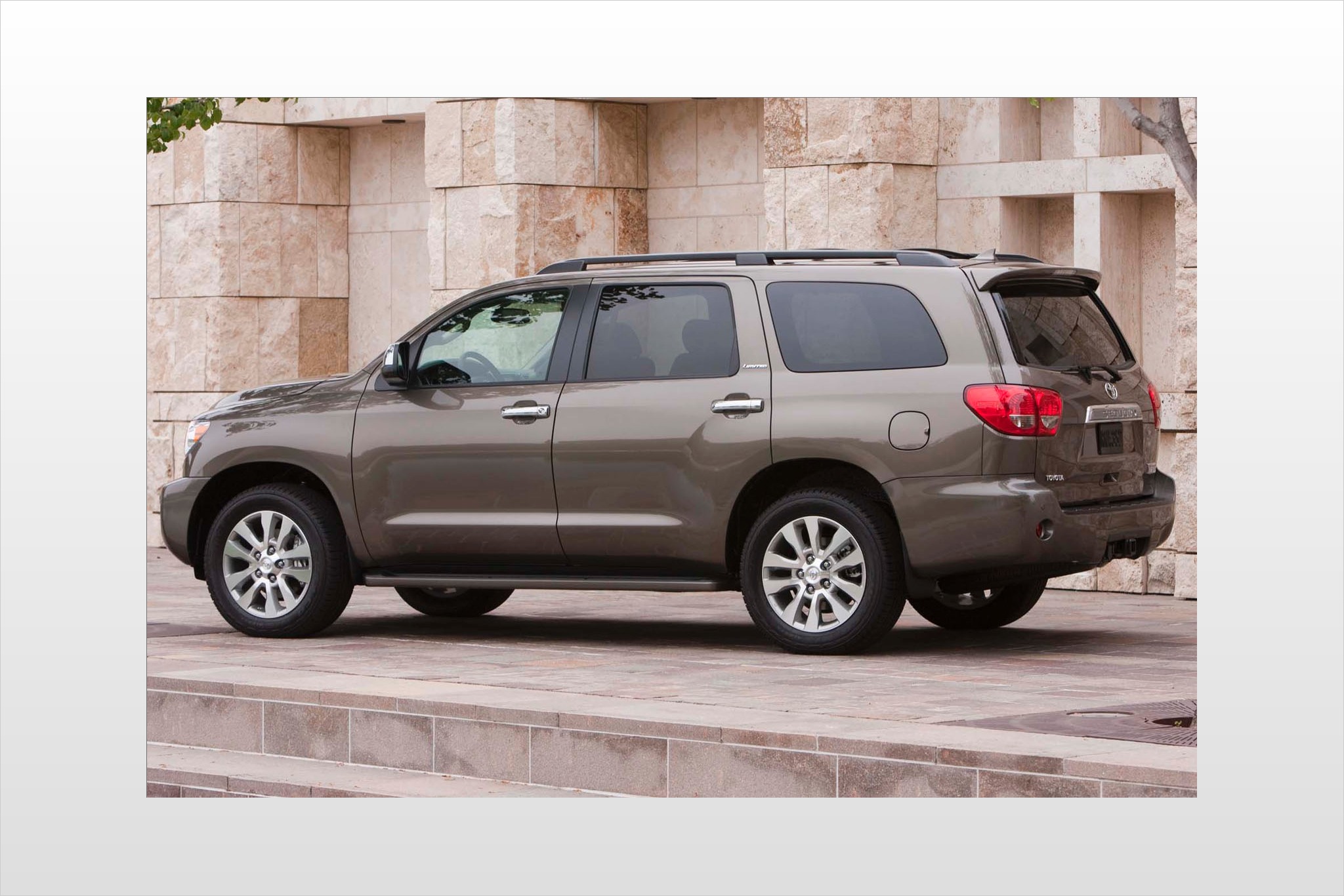 2014 Toyota Sequoia Specs Prices Vins And Recalls Autodetective